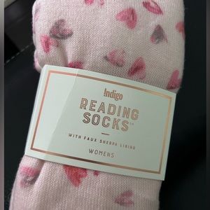 Women’s reading socks- pink with hearts- new $15